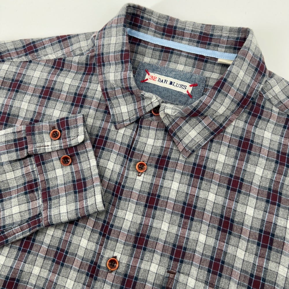 32 Bar Blues Mens Medium Gray Plaid Button Down Long Sleeve Shirt Casual Flannel